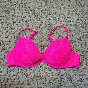 PINK Victoria’s Secret Heartbreaker! Plunge Push-Up Padded Hot Pink Bra Size 36A